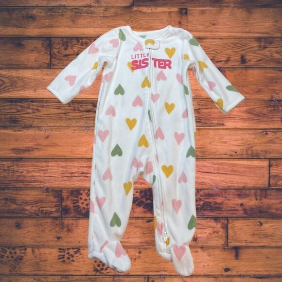 5 for $25🔥Carter's Fleece Heart Print Footie Pajamas Girls Size 3-6 Months - Picture 1 of 6